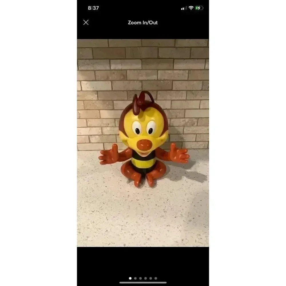 Disney Spike the Bee Sipper Cup Bq
